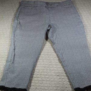 Chico's Size 12 Black and White High Rise Ball Trim Capri Pants